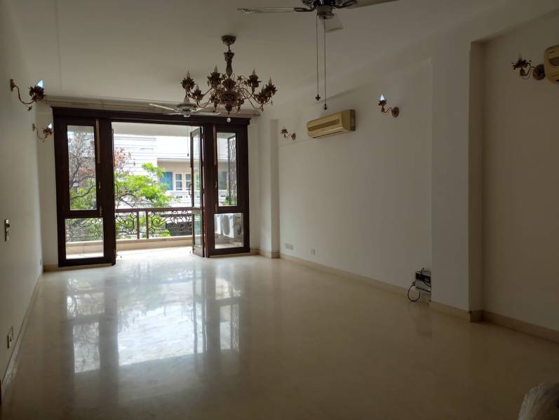 3 BHK Builder Floor 311 Sq. Yards for Sale in Kailash Colony, Delhi