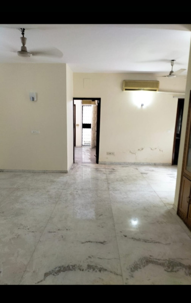 4 BHK Builder Floor 200 Sq. Yards for Sale in Block B, Safdarjung Enclave, Delhi