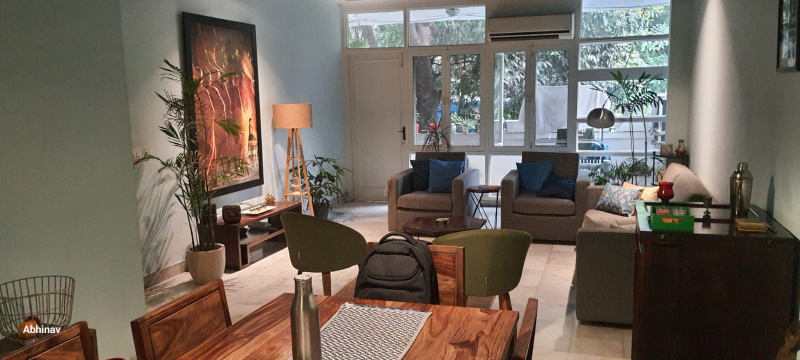4 BHK Builder Floor 400 Sq. Yards for Rent in Vasant Vihar, Delhi