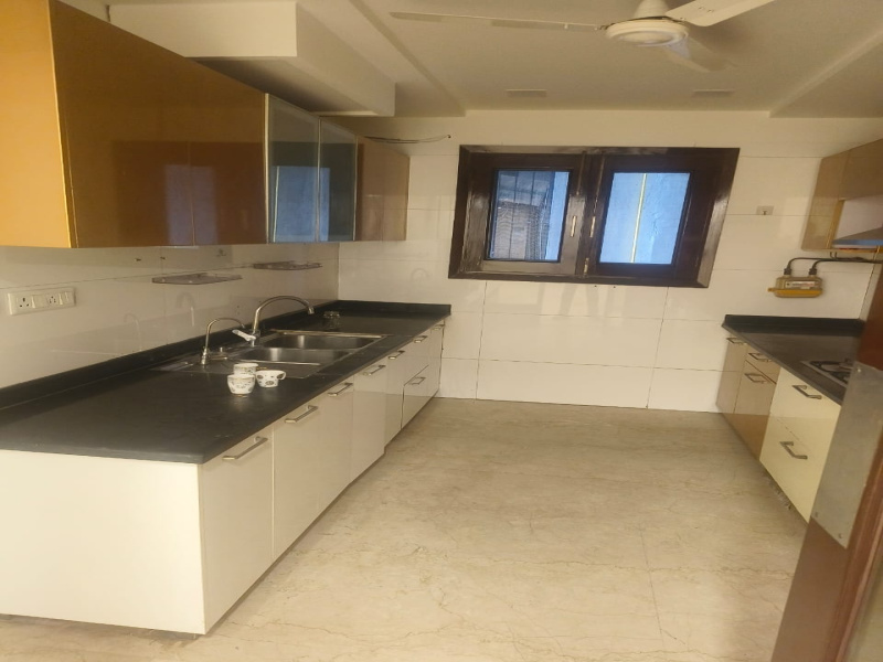 3 BHK Builder Floor 250 Sq. Yards for Rent in Defence Colony, Delhi