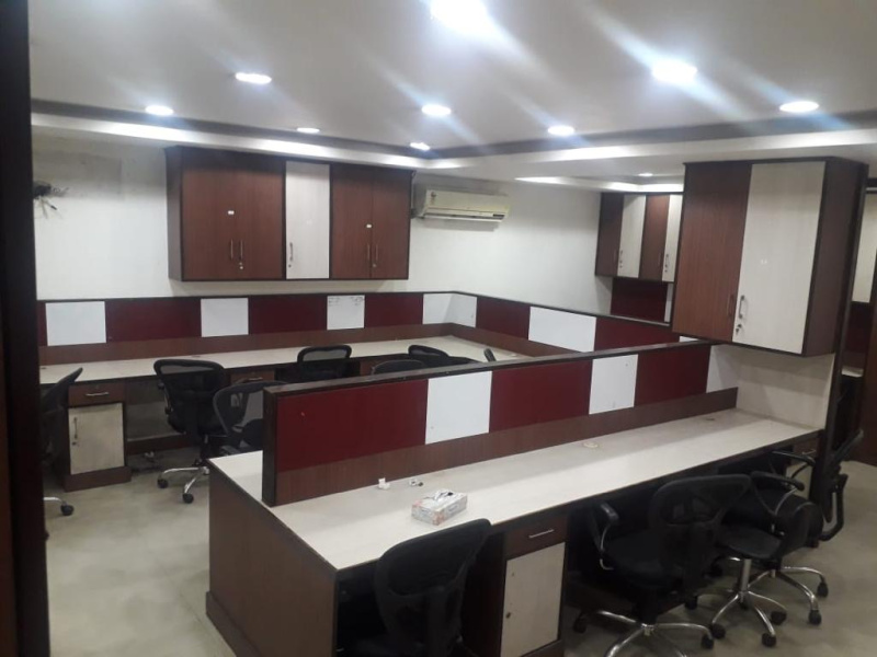  Office Space 3000 Sq.ft. for Rent in South Extension, Delhi