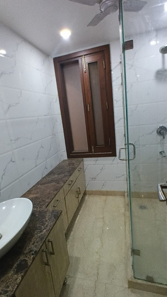  Office Space 1500 Sq.ft. for Rent in Greater Kailash, Delhi