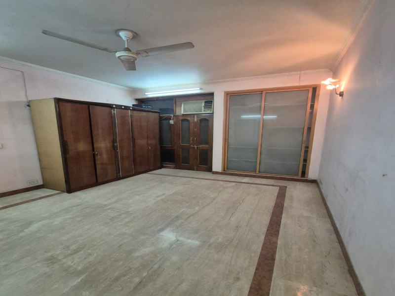 3 BHK 250 Sq. Yards Builder Floor for Sale in Greater Kailash II, Delhi