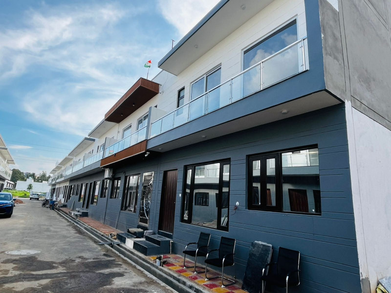 3 BHK 1680 Sq.ft. Villa for Sale in Sector 16B Greater Noida West