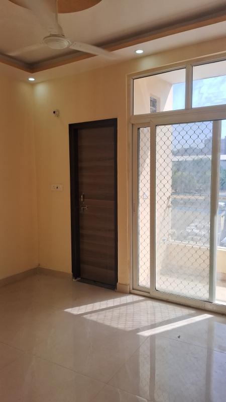 2 BHK 1100 Sq.ft. Builder Floor for Sale in Sector 73 Noida