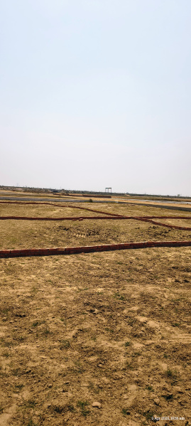  Commercial Land 1500 Sq.ft. for Sale in Maniram, Gorakhpur