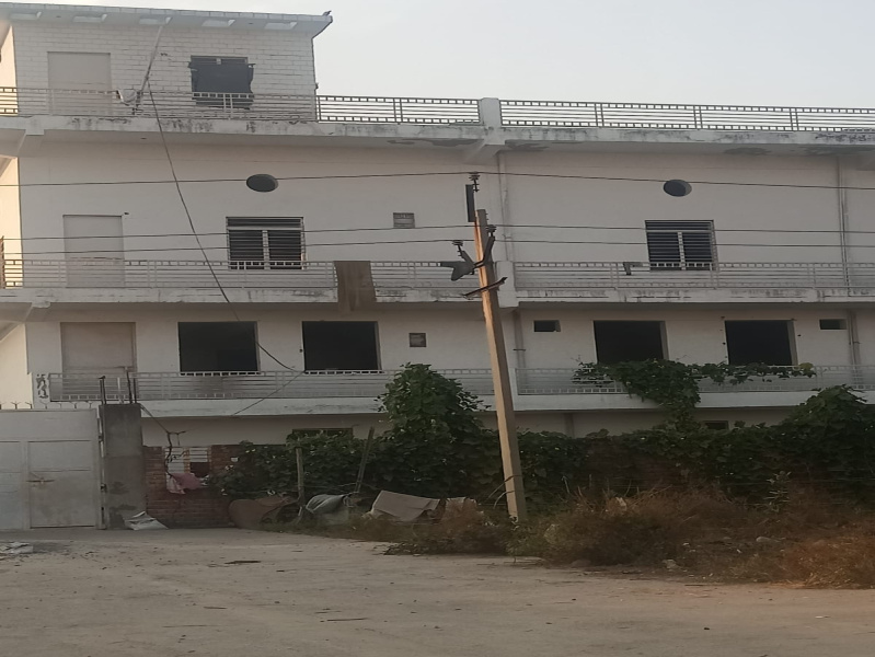  1000 Sq.ft. Factory for Sale in Chopanki, Bhiwadi
