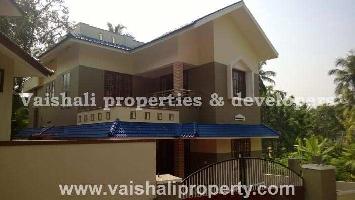 4 BHK House for Sale in Paroppady, Kozhikode