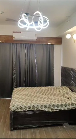  390 Sq.ft. Studio Apartment for Sale in Yamuna Expressway, Greater Noida