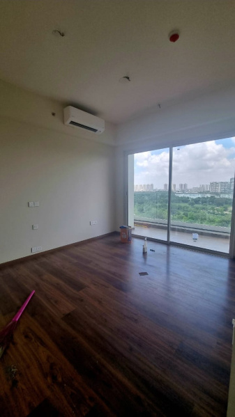 2.5 BHK 800 Sq.ft. Apartment for Sale in Techzone 4, Greater Noida