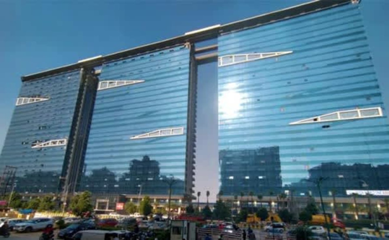  862 Sq.ft. Office Space for Sale in Sector 90 Noida