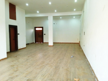  Office Space for Rent in Vrindavan, Vrindavan