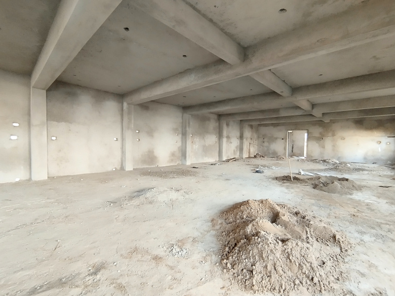  3300 Sq.ft. Commercial Shop for Rent in Krishna Nagar, Mathura