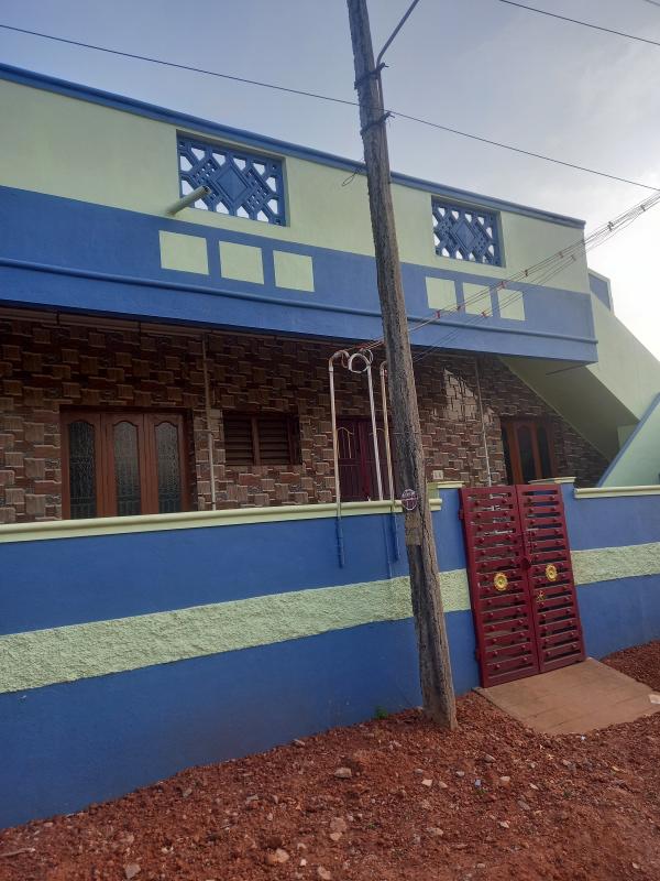 2 BHK House 3 Cent for Sale in Kalanivasal, Karaikudi