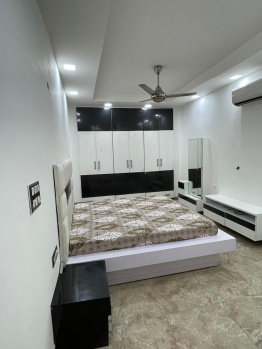 4 BHK Flat for Rent in Phase 3, Model Town