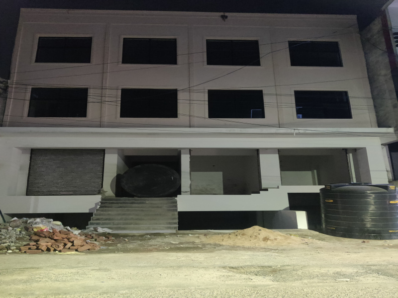  Office Space 2000 Sq.ft. for Sale in Sipri Bazar, Jhansi