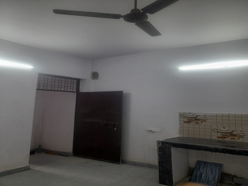 1 RK House 400 Sq.ft. for Rent in Shyam Vihar, Delhi