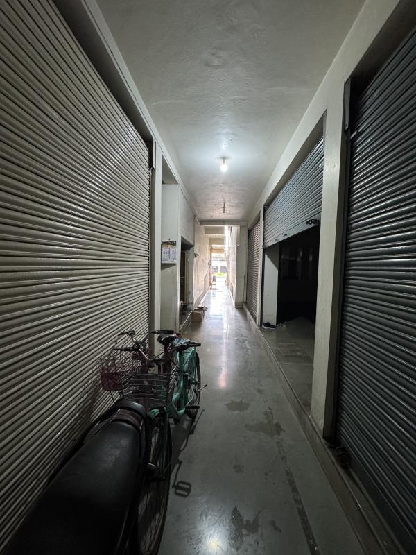  Commercial Shop 2500 Sq.ft. for Sale in Pardi, Nagpur
