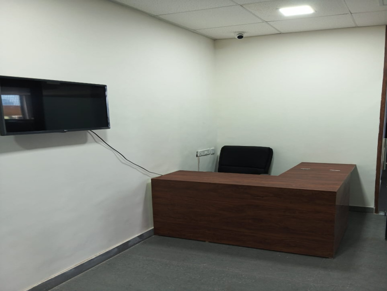  Office Space 2122 Sq.ft. for Rent in Ghatkopar West, Mumbai