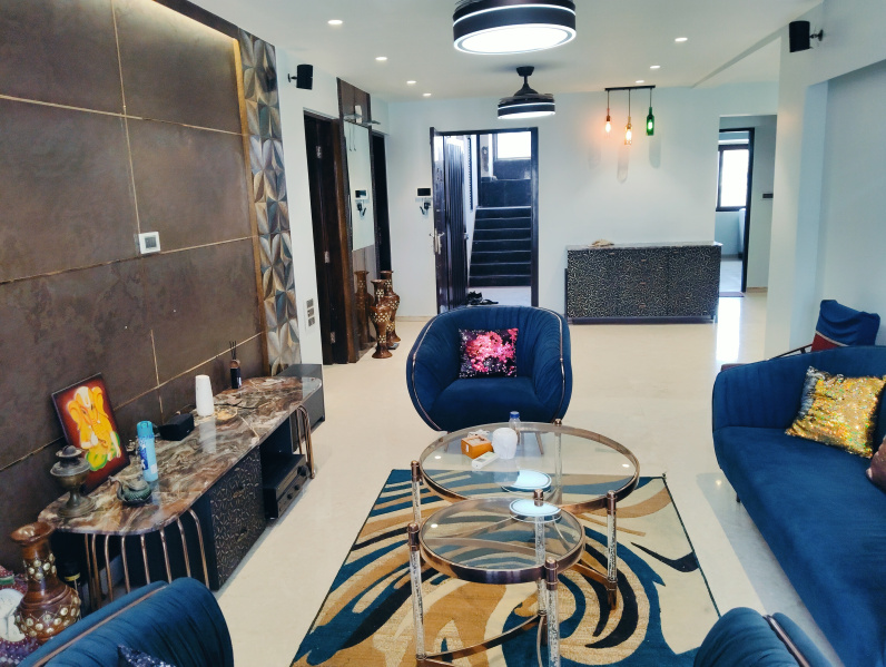 4 BHK 2400 Sq.ft. Apartment for Sale in Govind Nagar, Malad East, Mumbai