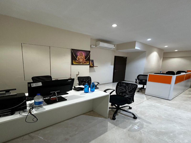  750 Sq.ft. Office Space for Sale in Matunga West, Mumbai