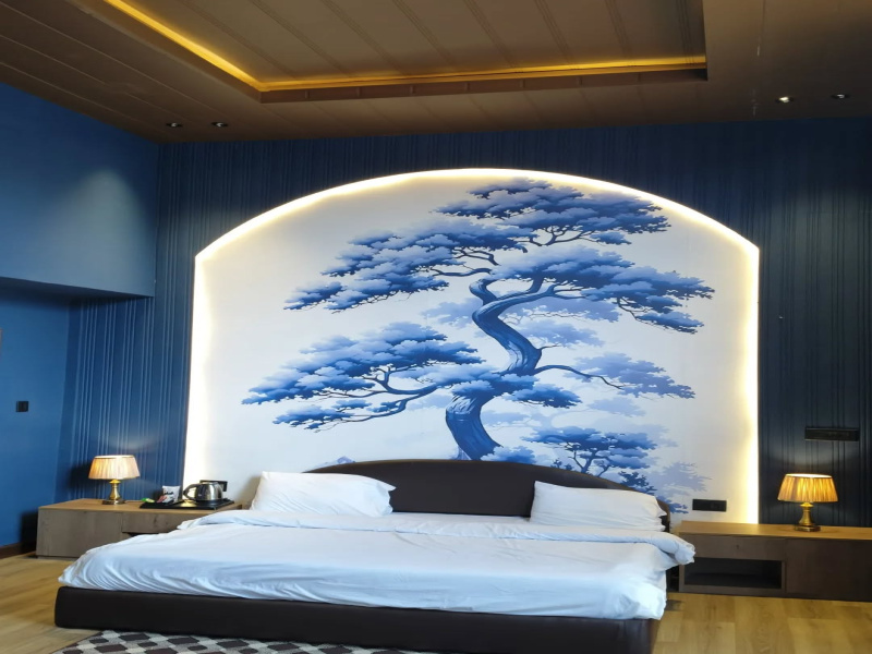  4000 Sq. Yards Hotels for Sale in Chail, Solan