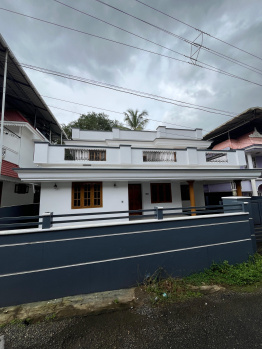 4 BHK House for Sale in Kuttoor, Thrissur