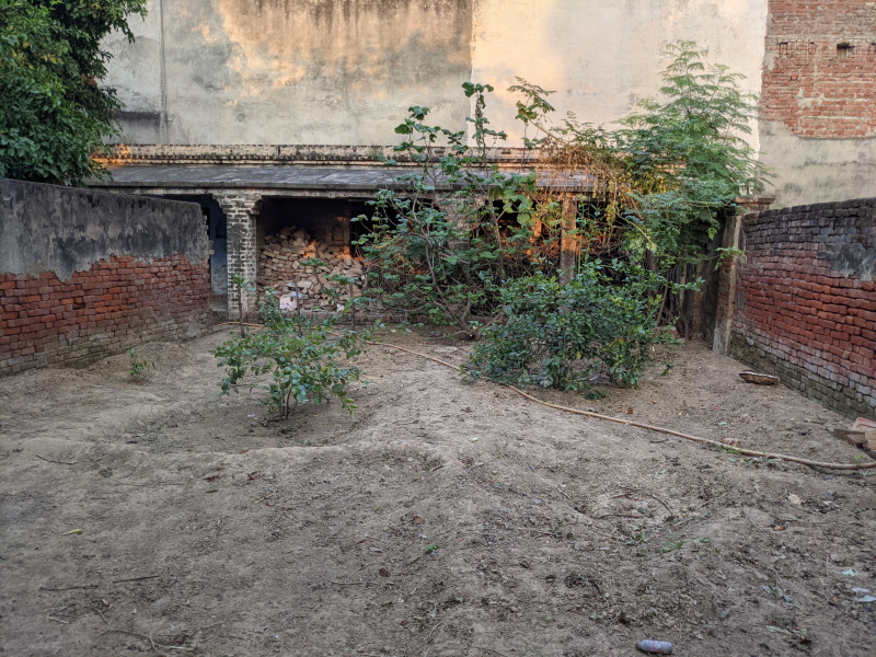  Residential Plot 510 Sq. Yards for Sale in Civil Line, Aligarh