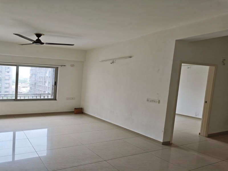 2 BHK Apartment 680 Sq.ft. for Rent in Sarkhej, Ahmedabad