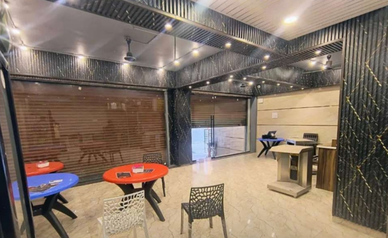  Showroom 750 Sq.ft. for Rent in Andheri East, Mumbai