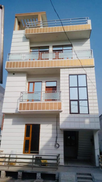  Penthouse 1600 Sq.ft. for Sale in Mohkam Pur, Meerut