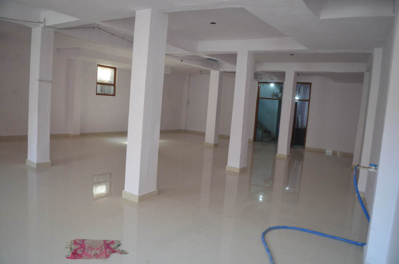  2500 Sq.ft. Office Space for Rent in Holi Gate, Mathura