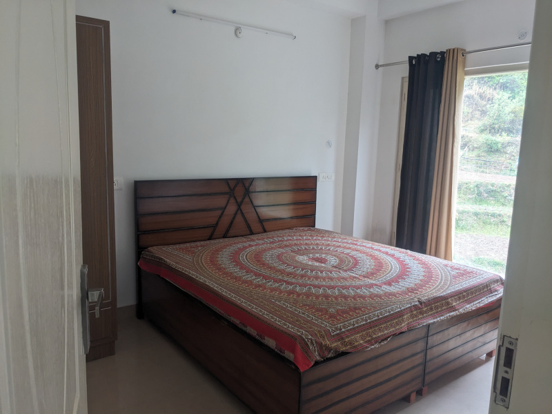 3 BHK 12000 Sq.ft. Apartment for Sale in Barog, Solan