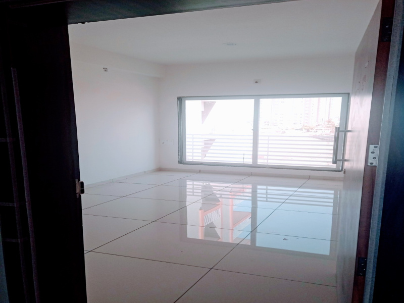 2 BHK Apartment 676 Sq.ft. for Sale in Jivraj Park, Rajkot