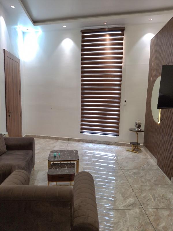  Hotels 284 Sq.ft. for Sale in Crossing Republik, Ghaziabad