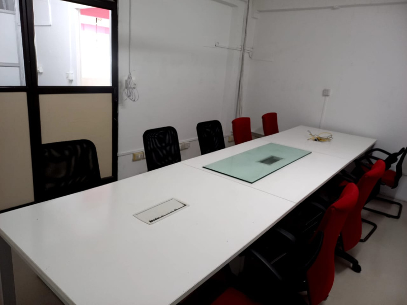  Office Space 1500 Sq.ft. for Rent in Palarivattom, Kochi