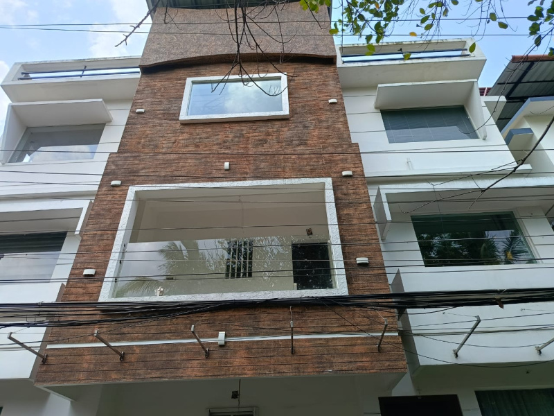  Guest House 3500 Sq.ft. for Sale in Muthuvattoor, Guruvayoor, Kochi