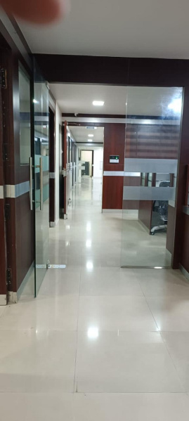  Office Space 2650 Sq.ft. for Rent in Kaloor, Kochi