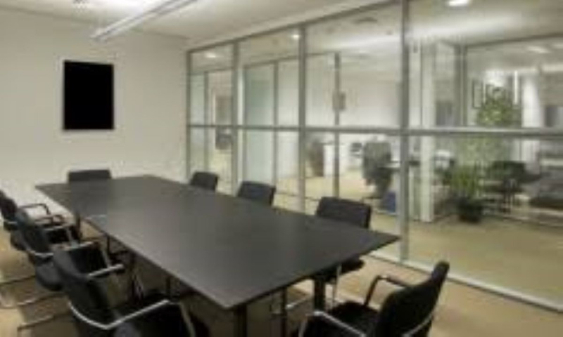 500 Sq.ft. Office Space for Rent in MG Road, Ernakulam