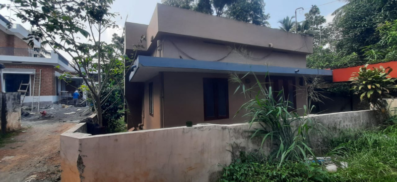  Residential Plot 7 Cent for Sale in Tripunithura, Kochi