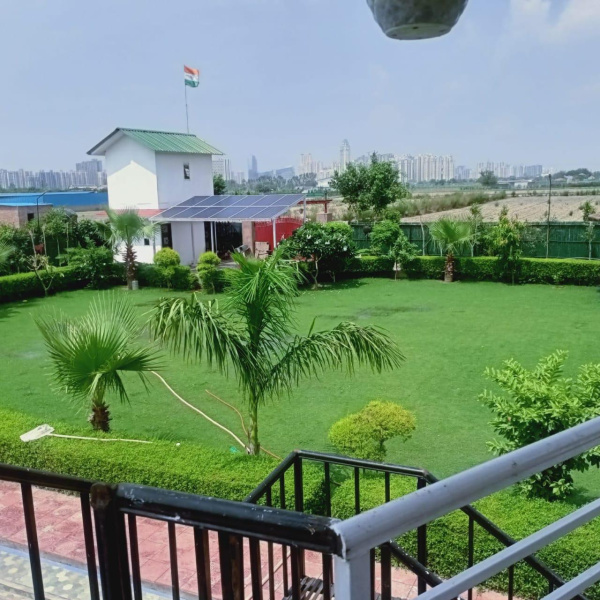 3 BHK Farm House 1008 Sq. Yards for Sale in Sector 135 Noida