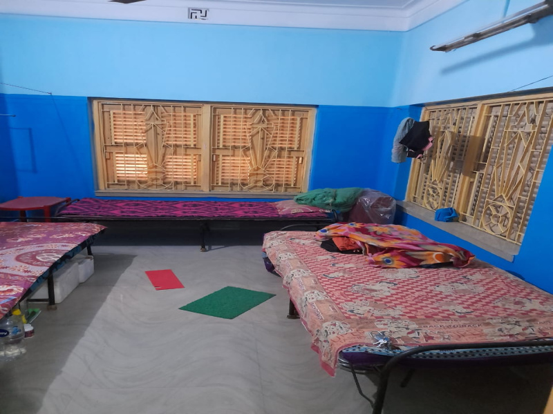 2 BHK House 1000 Sq.ft. for PG in Barisha, Kolkata