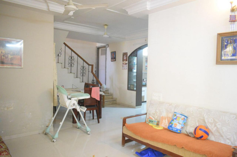 240 Sq. Meter House for Sale in Satellite, Ahmedabad
