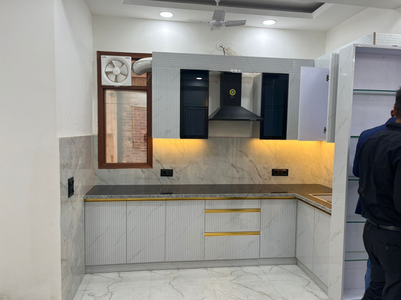 2 BHK Builder Floor 1000 Sq.ft. for Sale in Sector 135 Noida