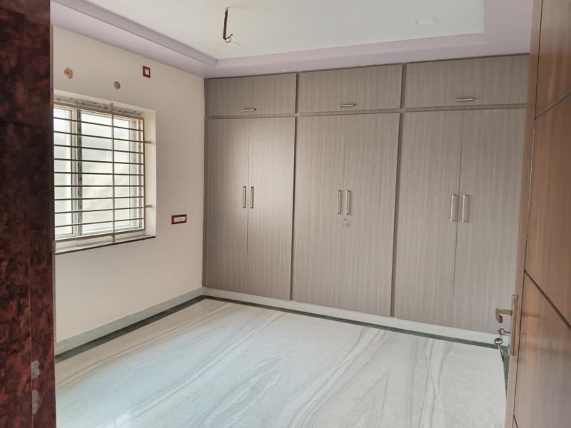 3 BHK House 2000 Sq.ft. for Rent in Akkireddypalem, Visakhapatnam