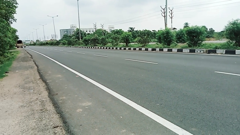  Industrial Land 19500 Sq.ft. for Sale in Shivpuri Road, Jhansi