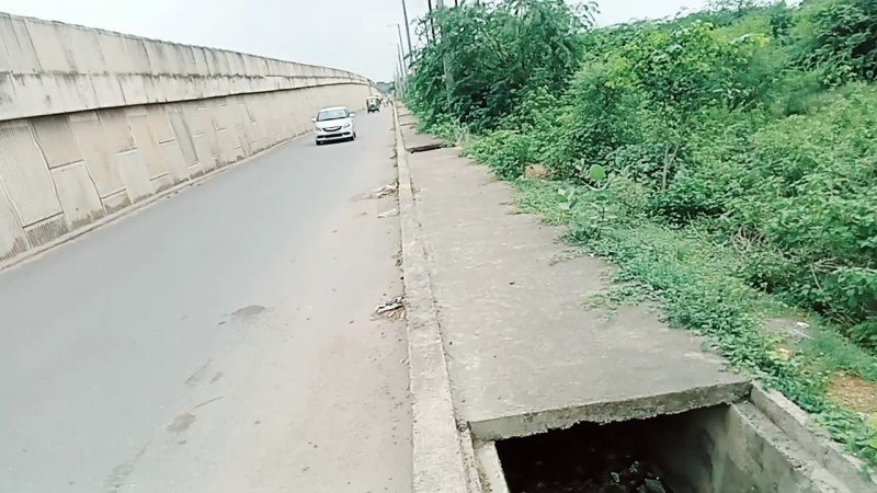  Commercial Land 10450 Sq.ft. for Sale in Shivpuri Road, Jhansi