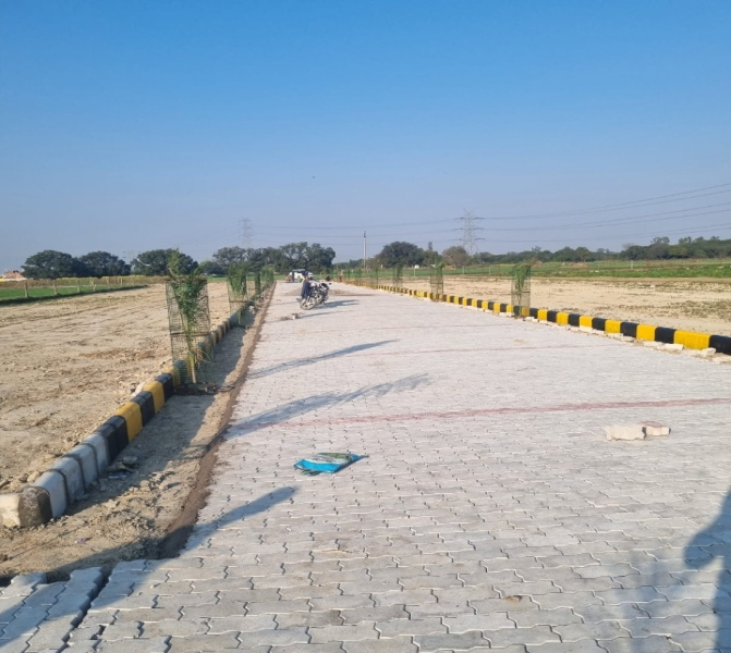  Residential Plot 1000 Sq.ft. for Sale in Mohan Road, Mohan Road, Lucknow