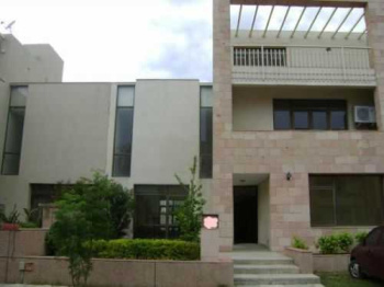 4.5 BHK Villa for Sale in Sector 50 Gurgaon