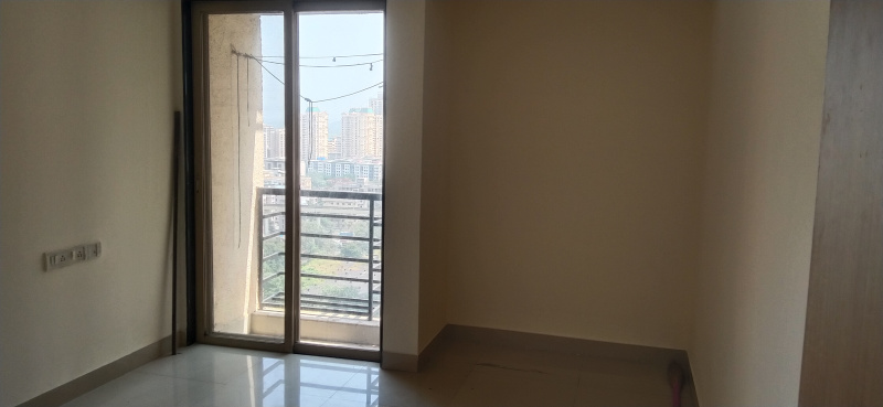 2 BHK 1025 Sq.ft. Apartment for Sale in Kavesar, Thane West, 